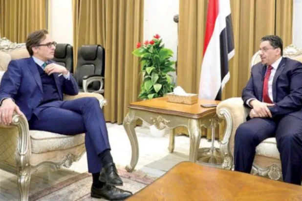 Yemen Dışişleri Bakanı Mübarek (sağda) dün Almanya Dışişleri Bakanlığı Orta Doğu ve Kuzey Afrika Sorumlusu Tunkel ile bir araya geldi (SABA)