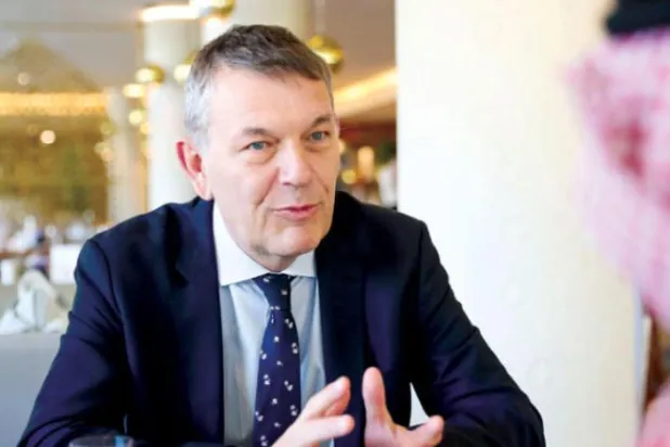 UNRWA Genel Komiseri Philippe Lazzarini, Riyad'da Şarku’l Avsat ile konuşurken (Fotoğraf: Ali ez-Zahiri)