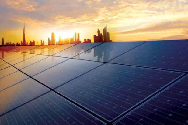 محطة للطاقة الشمسية في مدينة دبي الإماراتية (وام)