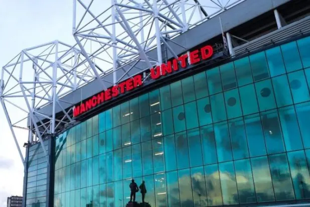 نادي مانشستر يونايتد لم يحقق لقب الدوري الإنجليزي منذ 2011 (رويترز)