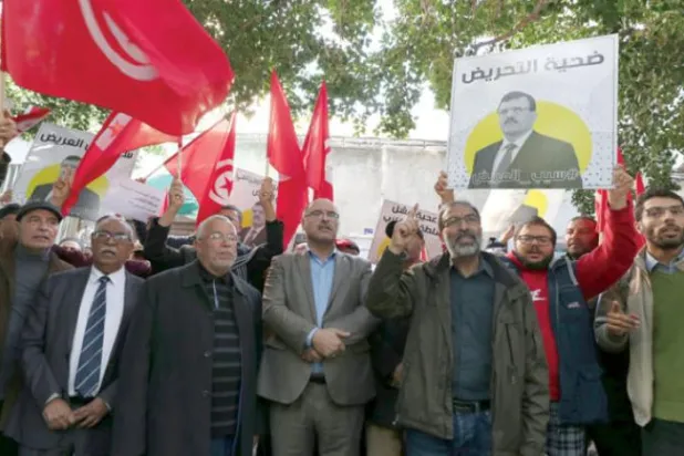 Nahda destekçileri başkentin merkezinde gösteri düzenledi. (EPA)