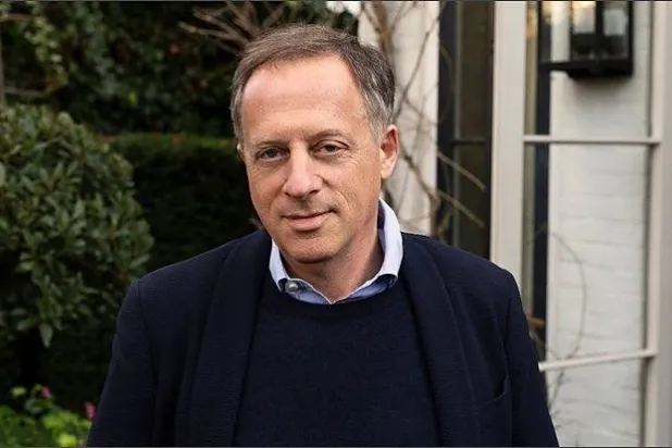 رئيس «بي بي سي» ريتشارد شارب (موقع بي بي سي)