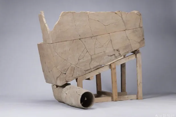 اكتشاف مرحاض يعود تاريخه لـ 2400 عام