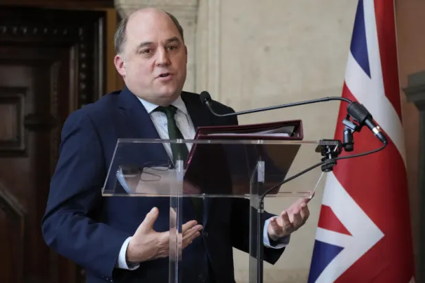 وزير الدفاع البريطاني بن والاس (أ.ب)