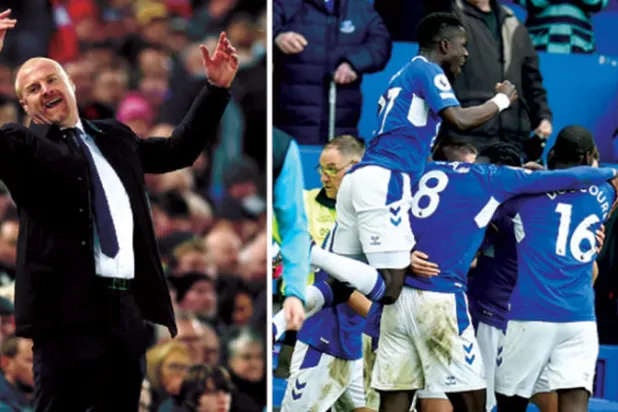 لاعبو إيفرتون وجماهيره وفرحة الفوز على آرسنال في أول مباراة تحت قيادة دايك (إ.ب.أ)  -  دايك قال إن فريقه قدم أداء جيداً رغم الهزيمة أمام ليفربول (رويترز)