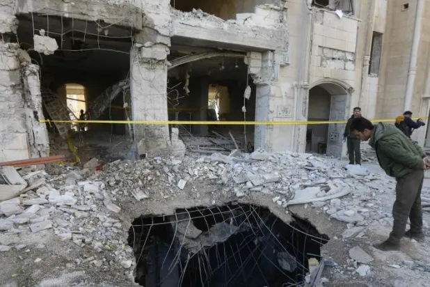 حمله هوایی اسرائیل منجر به تخریب چند سازه در محله کفر سوسه در جنوب غرب دمشق شد (فرانس پرس)
