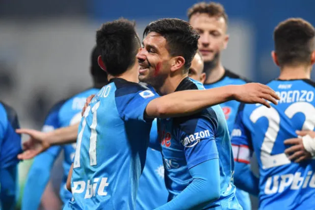 نابولي حقق نتائج لافتة في الموسم الجاري (رويترز)