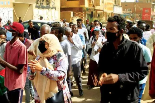 8 فروری کو خرطوم میں سول حکمرانی کا مطالبہ کرنے والے احتجاج کا ایک منظر (اے ایف پی)