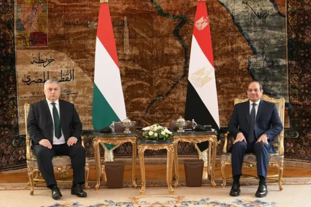 السيسي خلال استقباله أوربان في القاهرة (الرئاسة المصرية)