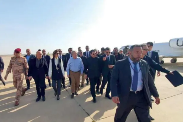 گوتیرس، بلاسکارٹ اور ان کے ہمراہ وفد نینوی پہنچنے پر (واع)
