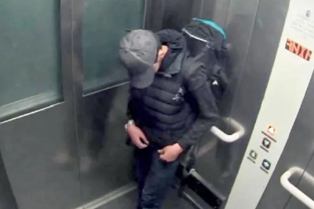 Selman el-Ubeydi’nin gerçekleştirdiği katliam öncesi alınan görüntüsü. (AFP)