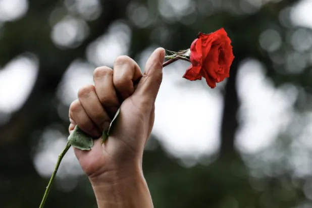 مطالب الحرية والتعليم والمساواة تهيمن على «اليوم العالمي للمرأة»