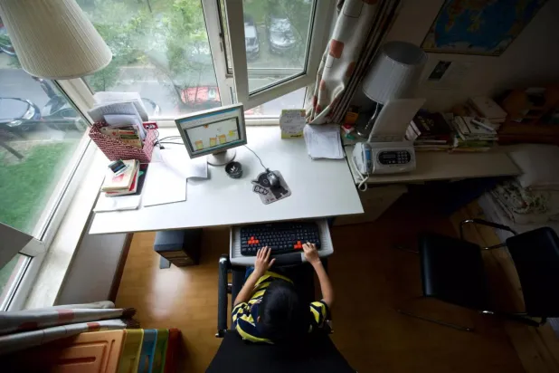 Çin'de öğrenciler 'güvenlik seddini' aşarak ödevlerini ChatGPT'ye yaptırıyor