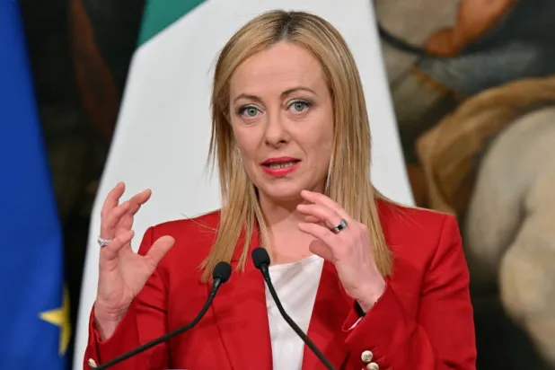 إيطاليا: ميلوني تجمع حكومتها قرب موقع غرق مهاجرين