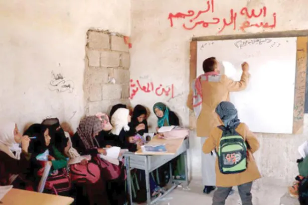انتهاكات حوثية تستهدف قطاع التعليم في 3 مدن يمنية