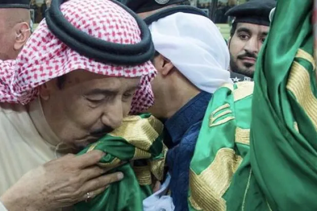الملك سلمان: الاحتفاء بـ«يوم العلم» يؤكد اعتزازنا بهويتنا ورمزيته
