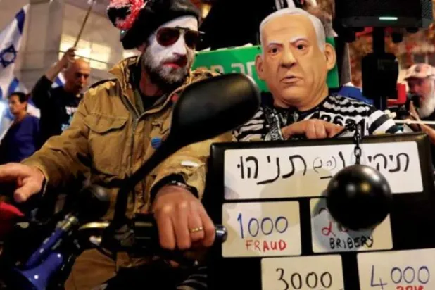 Israelis Protest to Block Netanyahu's Trip to Berlin