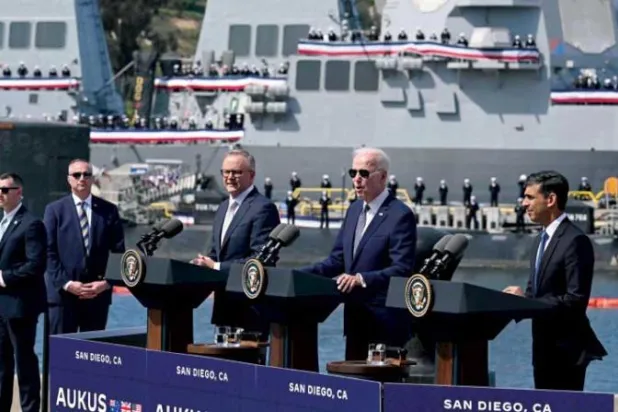 الصين تندد باتفاق «أوكوس» بشأن الغواصات النووية... وتحذر من «سباق تسلح»