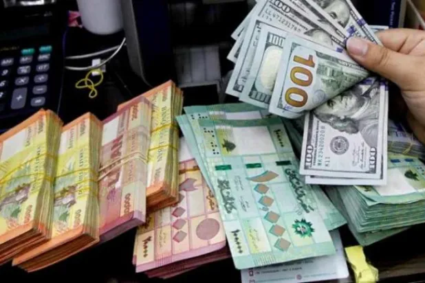 لبنان میں ڈالر کی قیمت ایک لاکھ لیرہ کو چھو رہی ہے