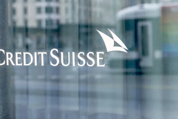 أزمة «كريدي سويس» تهوي بالأسواق