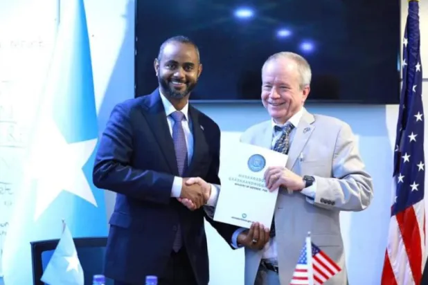 دعم أميركي جديد للجيش الصومالي في حربه ضد «الشباب»