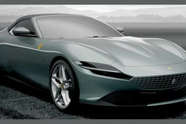 «فيراري» تزيح النقاب عن سيارتها الجديدة «روما سبايدر»