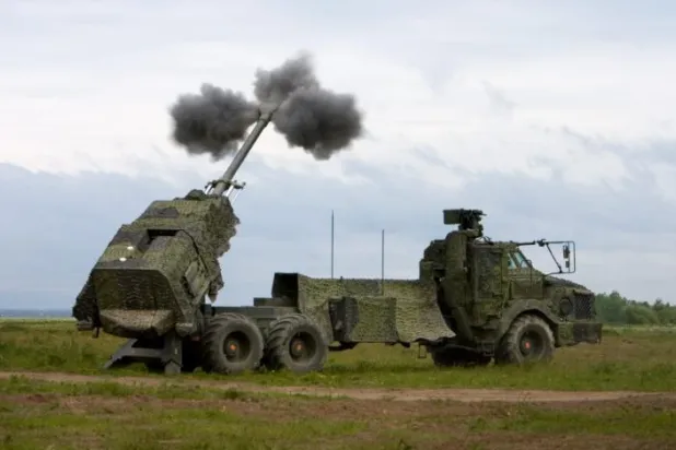 صفقة سلاح بين السويد وبريطانيا تتيح تزويد أوكرانيا بأنظمة المدفعية