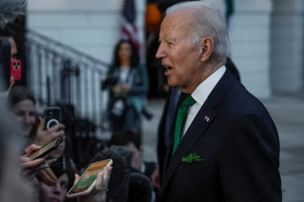 بايدن: بوتين ارتكب جرائم حرب... ومذكرة اعتقاله «مبررة» 