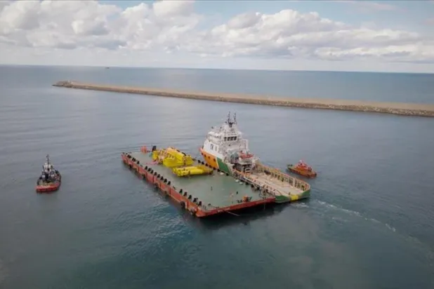 Bakan Dönmez Karadeniz gazının nisan sonunda karada yakılacağını söyledi