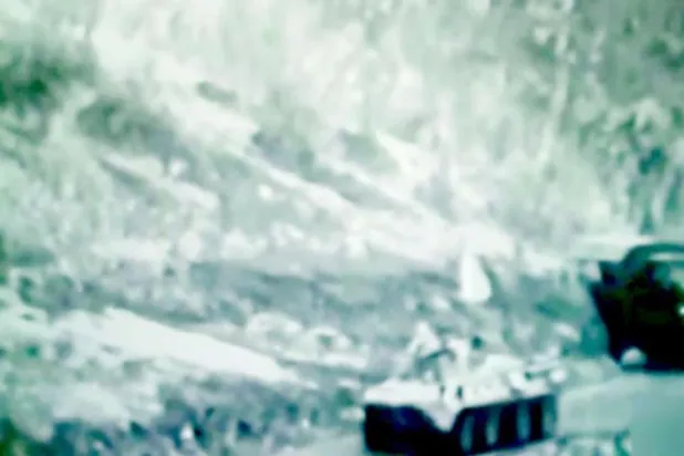 پرسوں آذربائیجان کی وزارت دفاع کی ویب سائٹ پر پوسٹ کی گئی ویڈیو کا ایک منظر