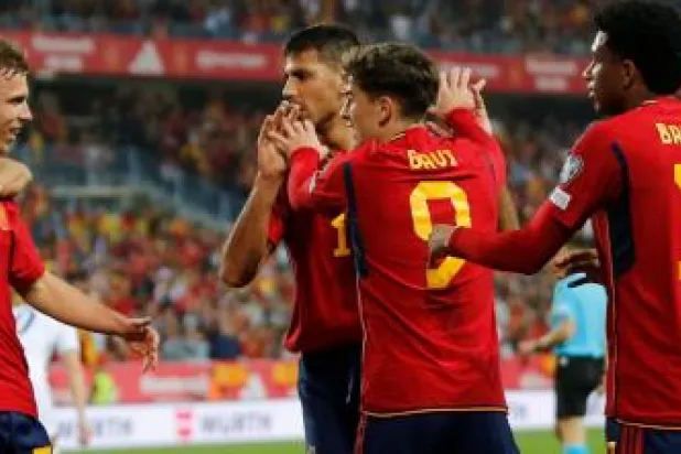 الماتدور الإسباني يصعق النرويج بثلاثية في غياب هالاند