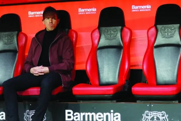 إقالة كونتي تثبت تخبط إدارة توتنهام... وناغلسمان مرشح لقيادة الفريق