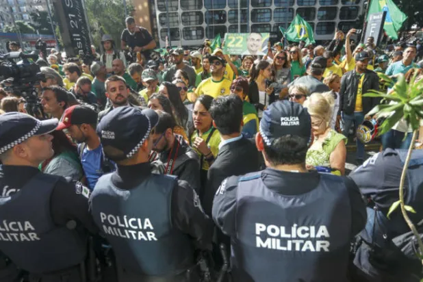 بولسونارو يستأنف الحياة السياسية في البرازيل