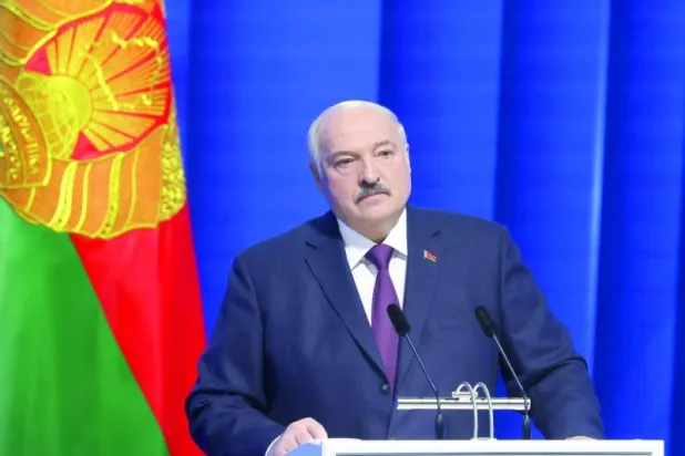 رئيس بيلاروسيا يدعو إلى «هدنة» بلا شروط... محذراً من حرب نووية