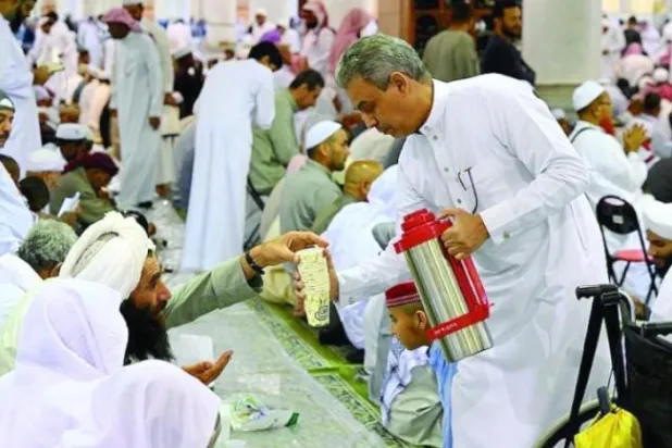 Mekke ve Medine’deki iftar sofraları