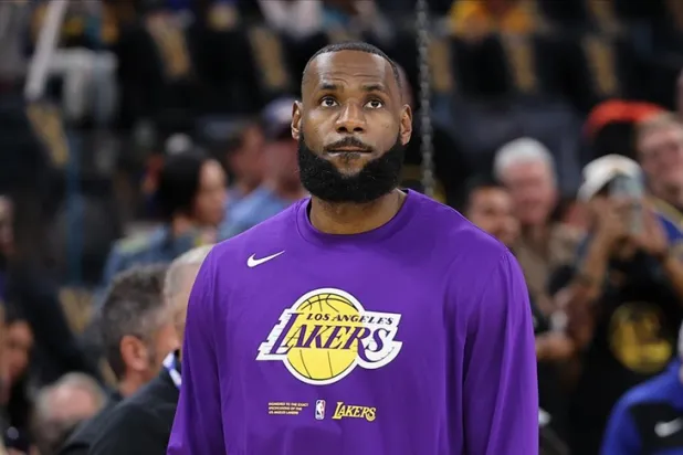 LeBron James, Twitter'a rest çekti: "Para ödemeyeceğim"