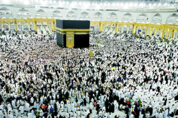 مسجد حرام اور مسجد نبوی کے امور کی جنرل پریزیڈنسی نے زائرین اور معتمرین کے لیے تمام تر خدمات فراہم کرنے کے لیے کام کیا (واس)