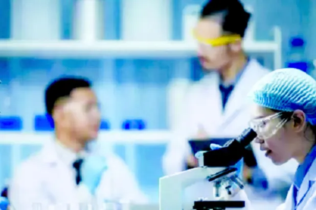 بطاريات قابلة للزرع في خلية سرطانية تساعد على قتلها