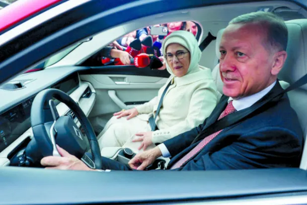 إردوغان يركز على قائمة البرلمان... وكليتشدار أوغلو يواصل حملة الرئاسة