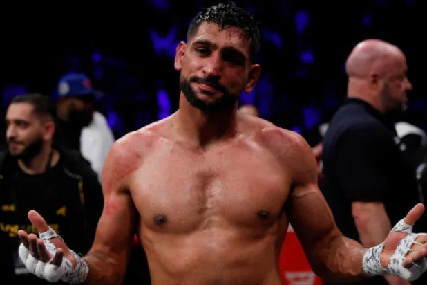 إيقاف الملاكم البريطاني خان لمدة عامين بسبب المنشطات