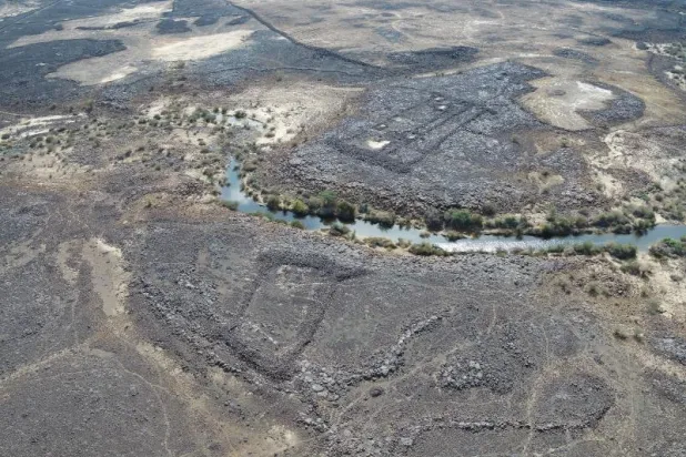 دراسة حديثة تكشف عن لغز الهياكل الحجرية في العلا