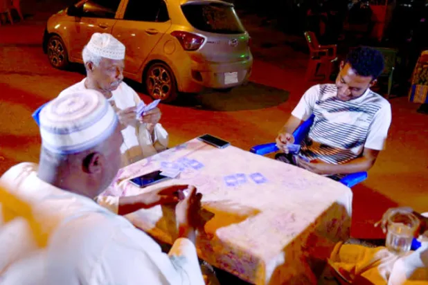 شاطئ النيل بالخرطوم متعة البسطاء في الشهر الفضيل