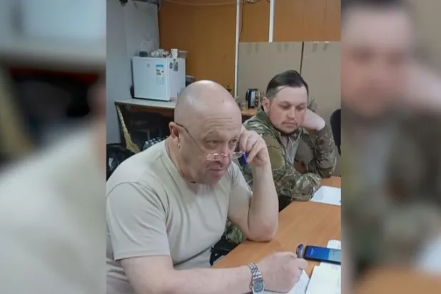 قائد «فاغنر»: لا مؤشرات على مغادرة القوات الأوكرانية باخموت