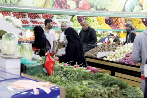 حملات ميليشياوية تستهدف مزارعي وتجار الخضراوات في اليمن