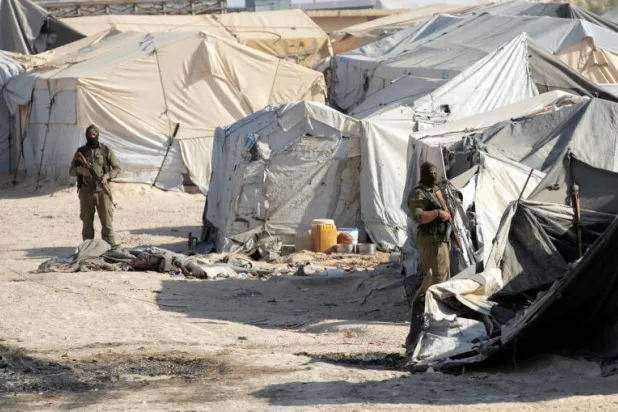 عودة 4 زوجات و10 أبناء كنديين لإرهابيين من سوريا