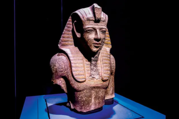 تفاؤل مصري بحجم الإقبال على «رمسيس وذهب الفراعنة» في باريس