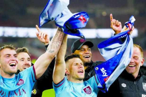 «ثورة» كومباني وراء نجاح  بيرنلي في العودة  للممتاز سريعاً