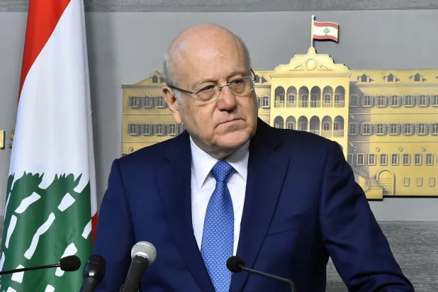 ميقاتي: عناصر غير لبنانية وراء إطلاق الصواريخ من الجنوب على إسرائيل