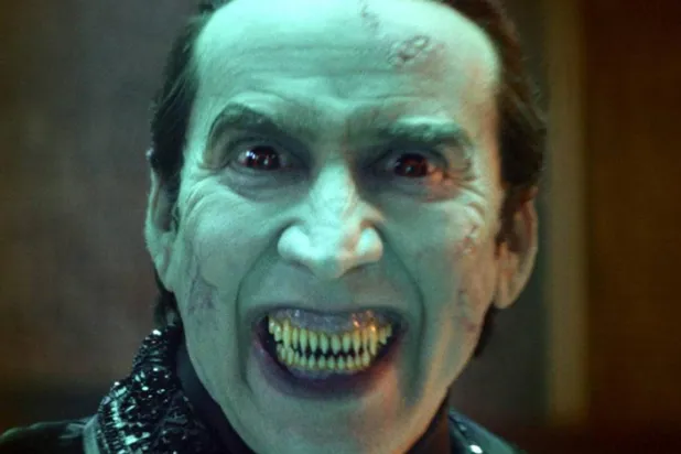 Nicolas Cage, Drakula rolü için dişlerini törpületmiş