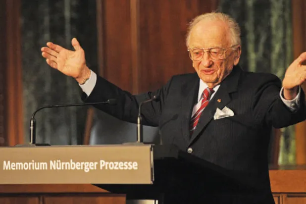 رحيل آخر مدّعٍ عام في محاكمات نورمبرغ
